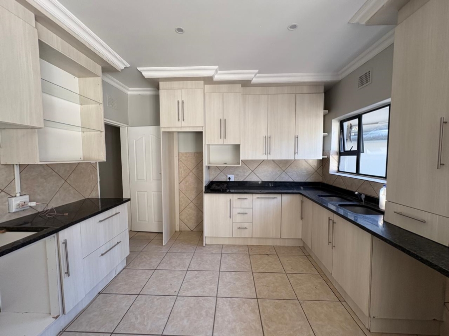 4 Bedroom Property for Sale in Doorn Free State